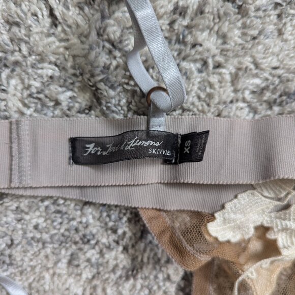 SKIVVIES by For Love & Lemons Rose Bud Bra Grey XS - Picture 3 of 7